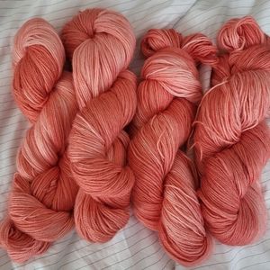 🧡 Happy Feet Yarn